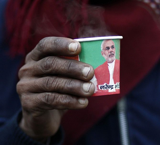 modi paper cups for election campaign