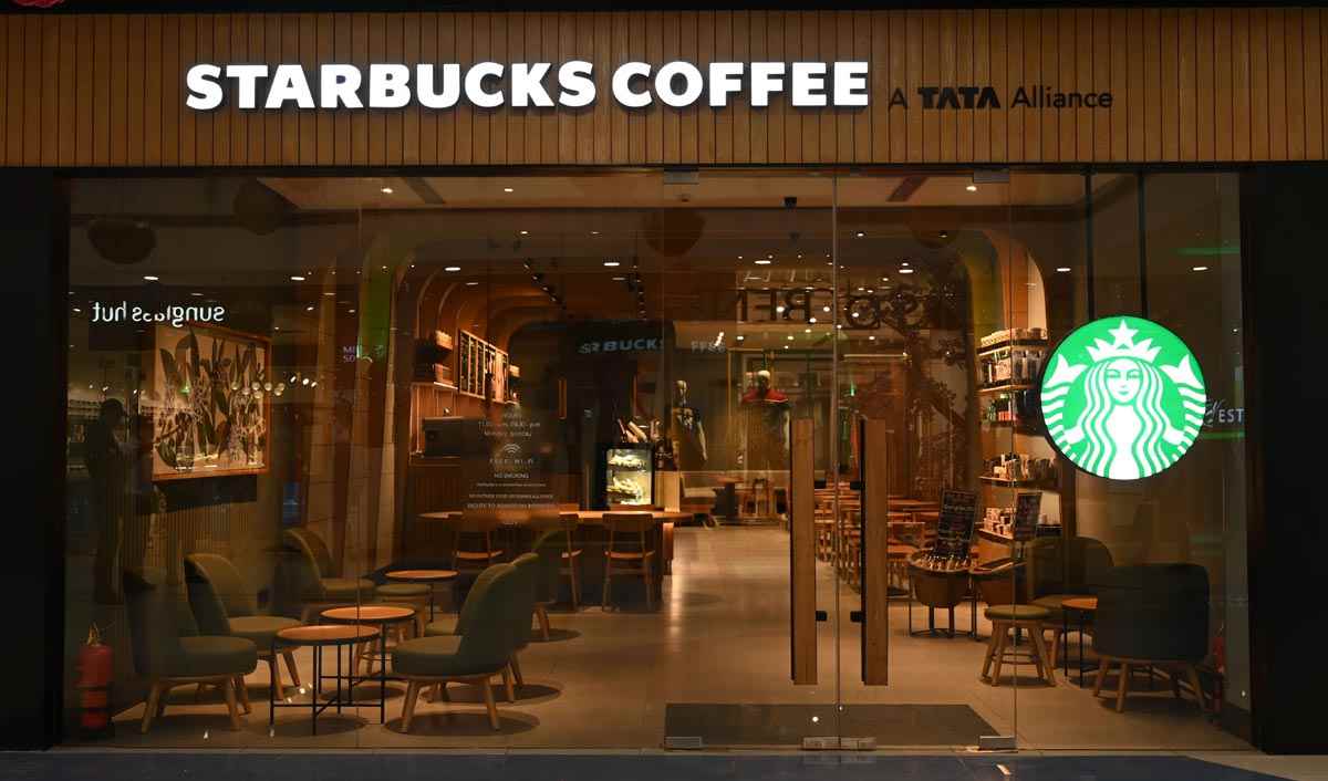This image shows a Starbucks outlet in Kanpur, India