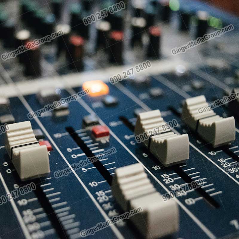 Ideal number of Auto rickshaw advertising done by top brands