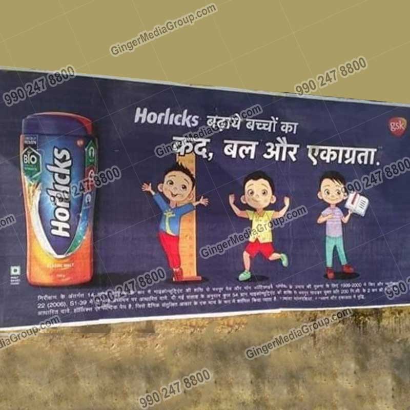 Top colors used in Auto rickshaw advertising