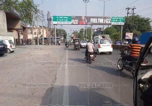 Advertising in Gantry - Jalori Gate